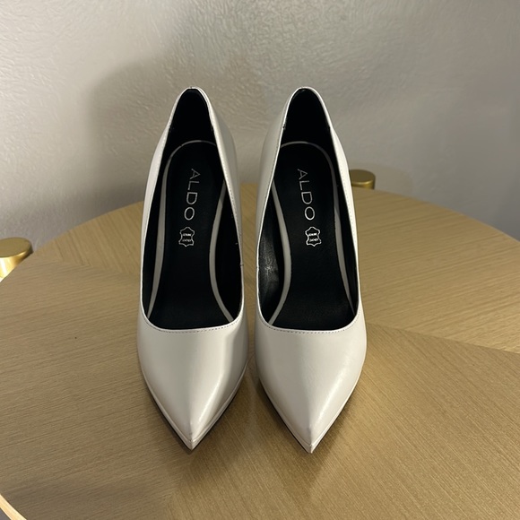 White Aldo Laila stiletto pumps size 6 - Picture 2 of 5